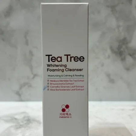 Mela-X Tea Tree Brightening Foaming Cleanser 150ml — A mildly acidic foaming cleanser with tea tree, glutathione and alo